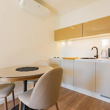 Apartmani Benzon Baška Voda Exterior foto