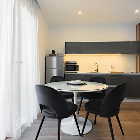 Apartmani Benzon Baška Voda Exterior foto